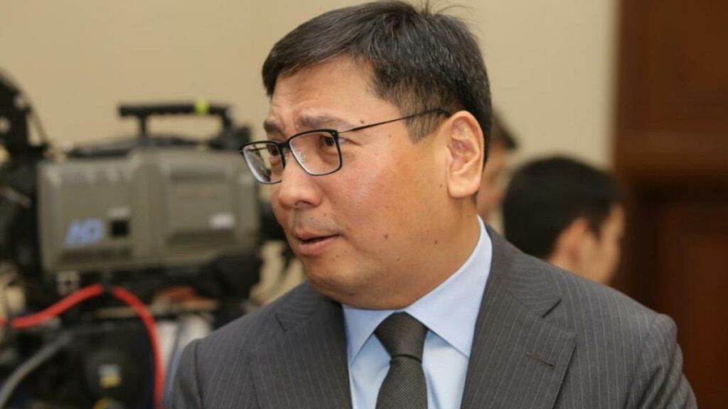 Almaty embraces new mayor
