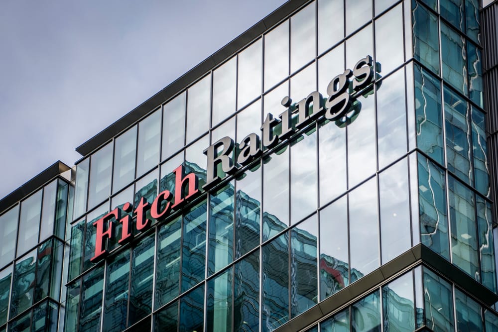 Fitch Ratings понизил рейтинги двух казахстанских банков