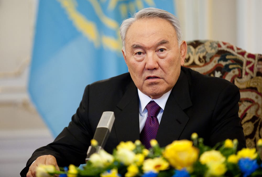 Первый президент Казахстана провел переговоры с главами Таджикистана и Азербайджана