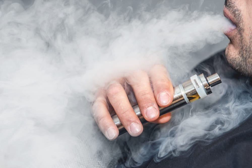 Акцизы на нагревательный табак и электронные сигареты вводятся в Казахстане с 1 января 2020 года