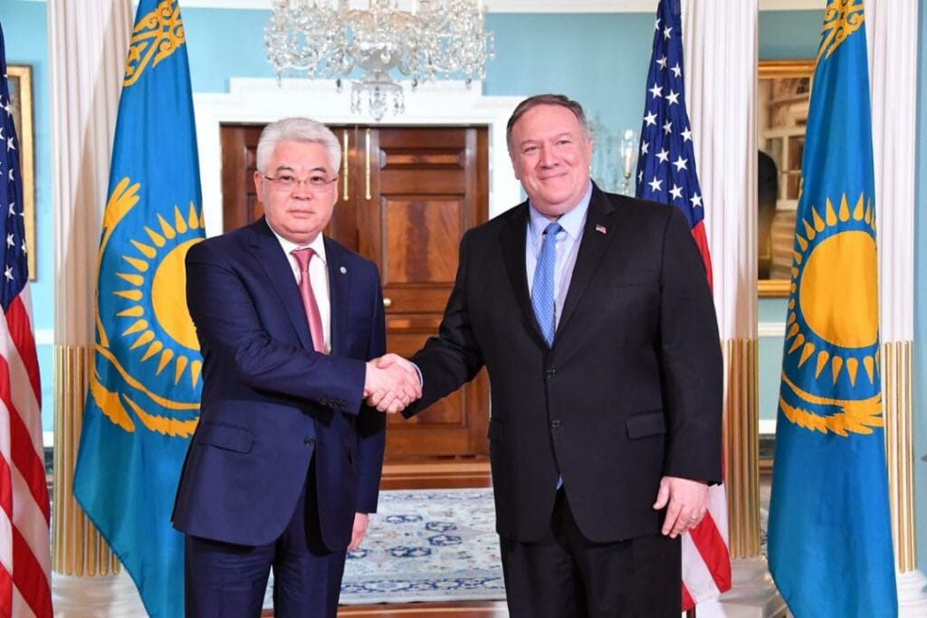 Фото: twitter.com/SecPompeo