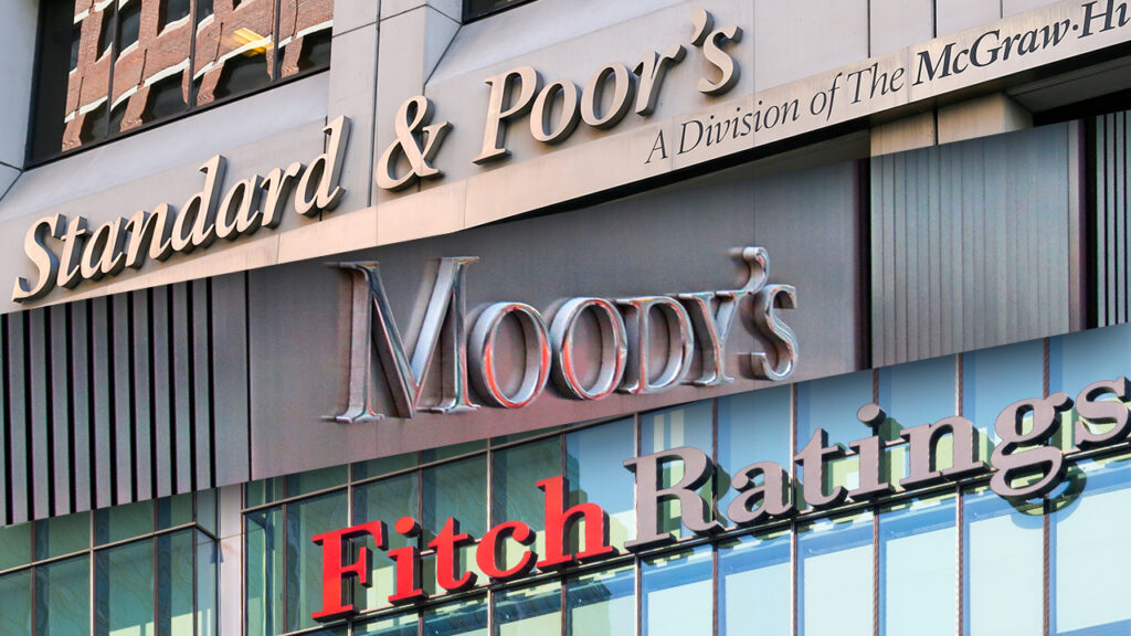 Фотоколлаж Игизбаев Александр, фото с shutterstock