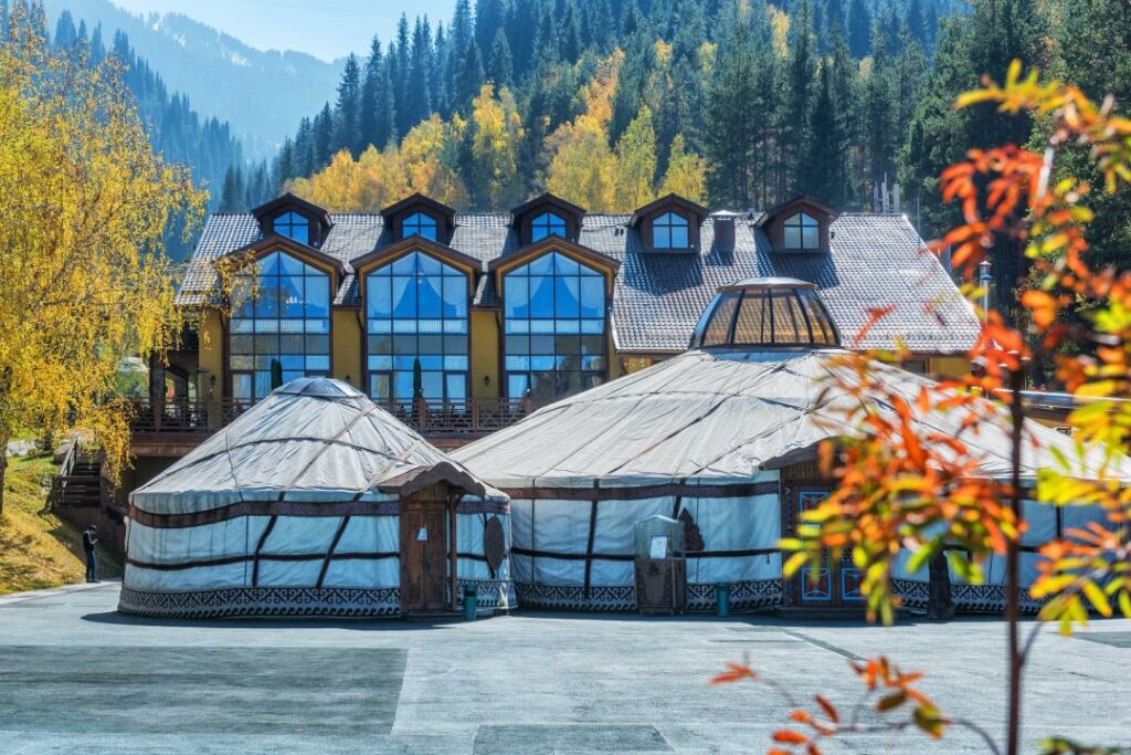 Фото: Oi-Qaragai Lesnaya Skazka