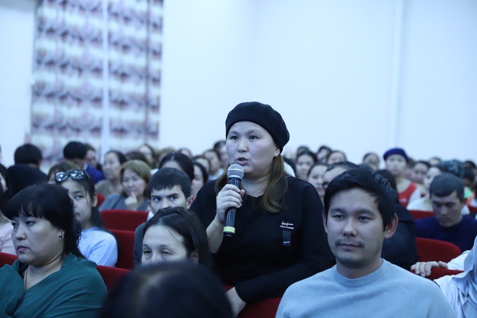Жители Жанаозена рассказали о проблемах города Сапарбаеву
