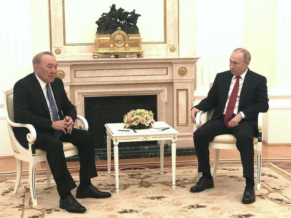 Назарбаев и Путин обсудили ситуацию на нефтяном рынке