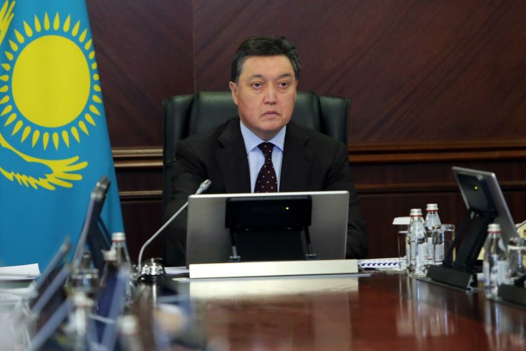 Для кого в Казахстане запускается программа цифрового образования