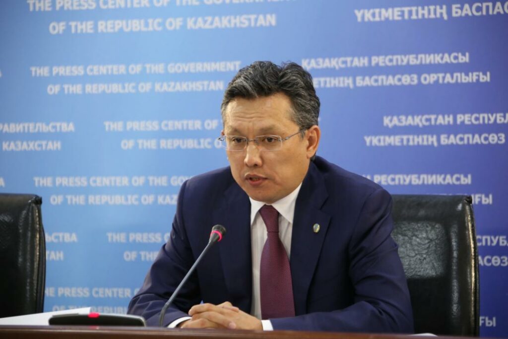Казахстан активизирует торговлю с соседями