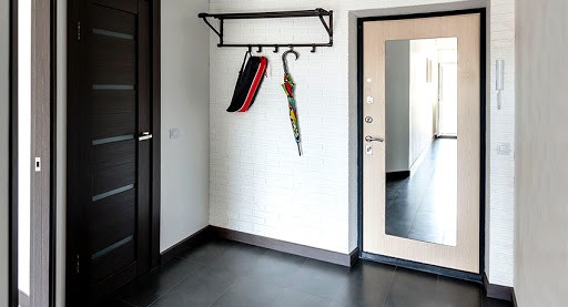 Құтқарушылар үйдегі есіктерге ілмек ілмеуді ескертеді