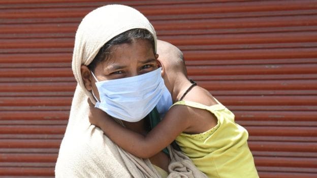 Үндістанда  бір күнде 76 мыңнан астам адам індет жұқтырған 