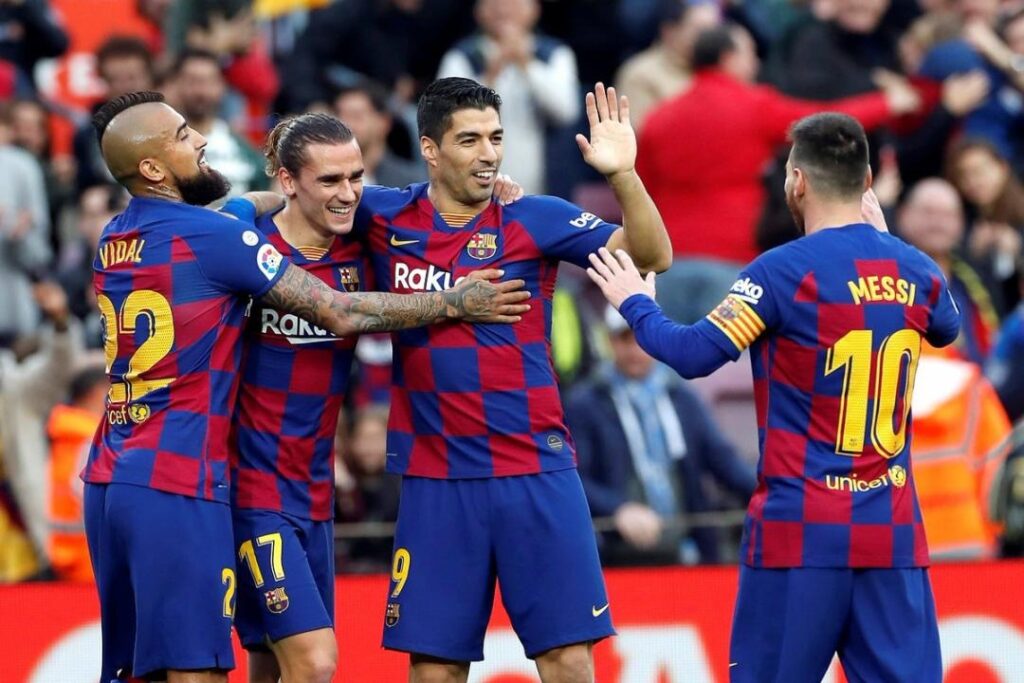 «Барселона» возглавляет рейтинг самых высоких зарплат в мировом спорте