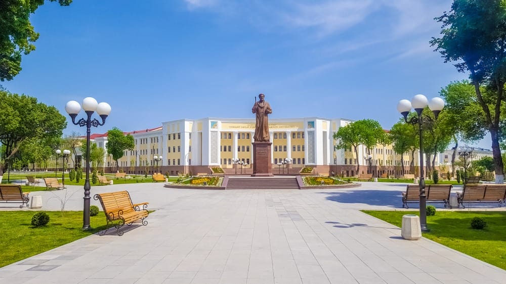 Рейтинг самых дорогих вузов Узбекистана возглавил частный университет