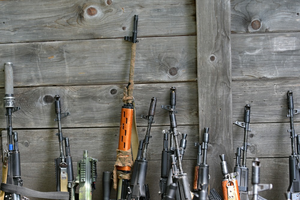 Алматы тұрғынынан қару арсеналы тәркіленді