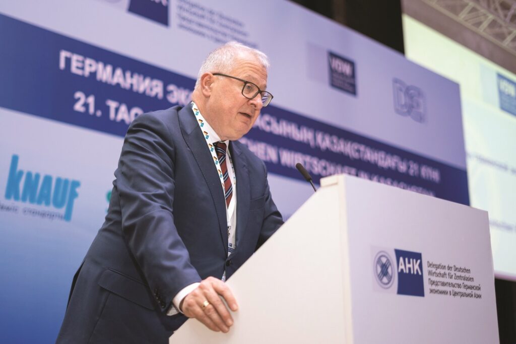 Фото: Офелия Жакаева / Чрезвычайный и полномочный посол ФРГ в РК Тило Клиннер