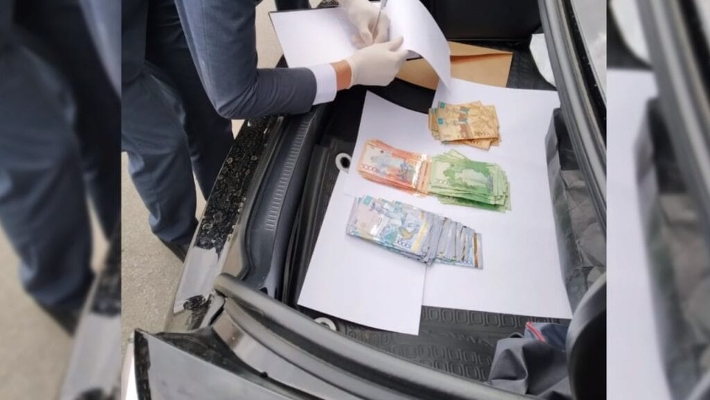 Кадр из видео АПК РК