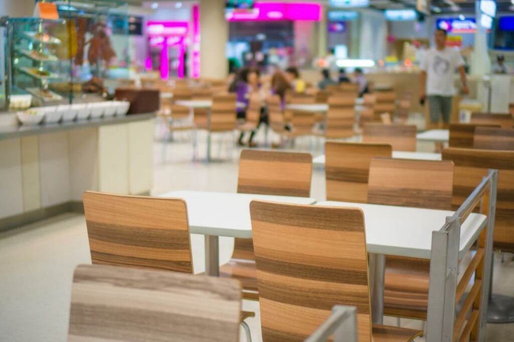 Адамдар кафе мен мейрамханадағы кездесуден 30 пайыз коронавирус жұқтырады