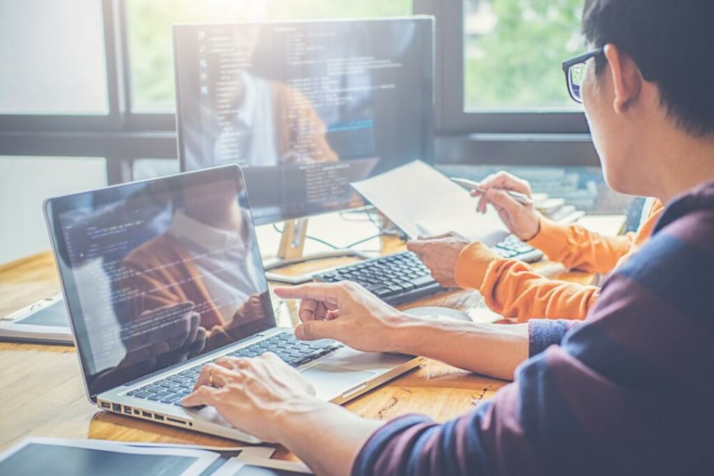 IT-мамандарға беріліп жатқан білімнің керексіз тұсы көп