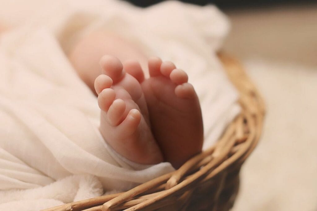 В Шымкенте зараженная COVID-19 женщина родила здорового ребенка