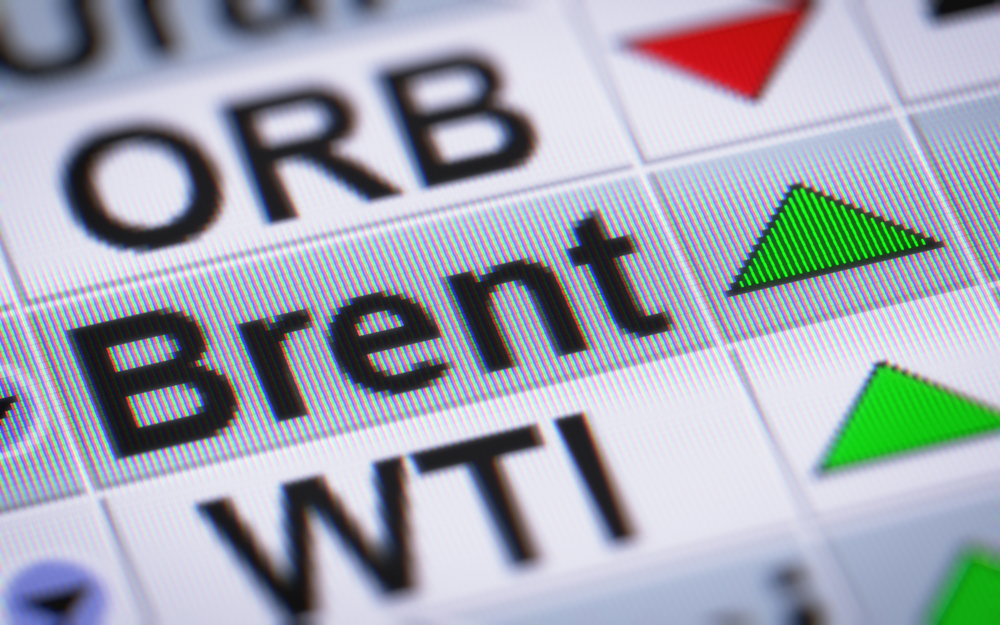 Цена нефти Brent впервые с начала сентября превысила $45 за баррель