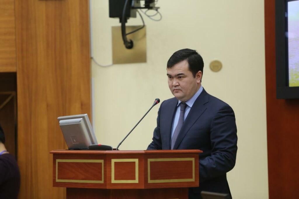 Аким Карагандинской области назвал главную проблему региона