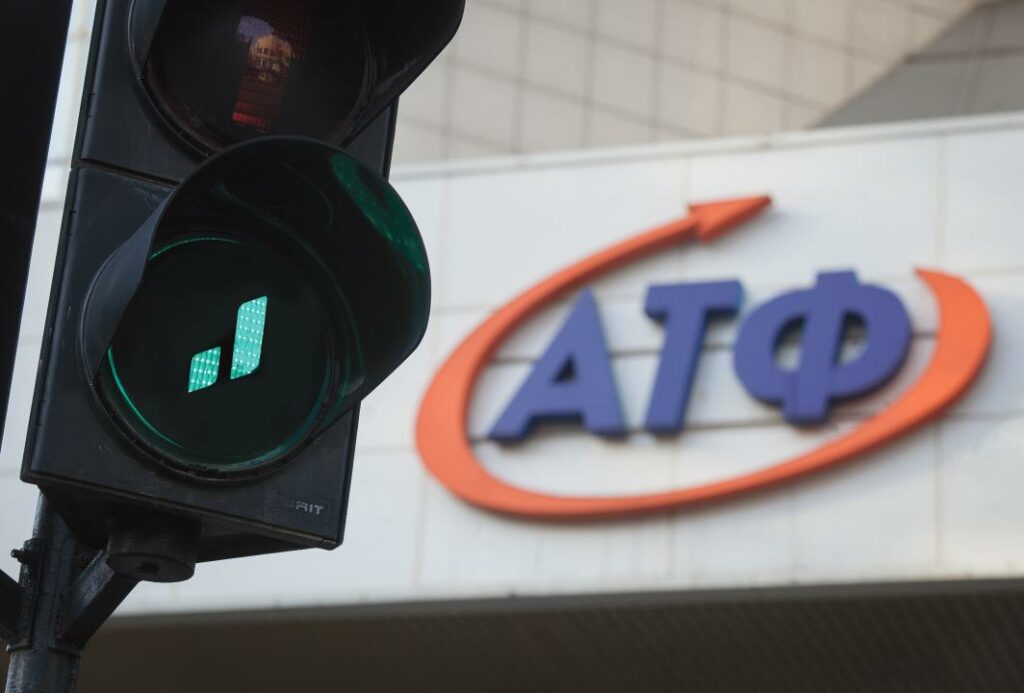 Коллаж: Илья Ким