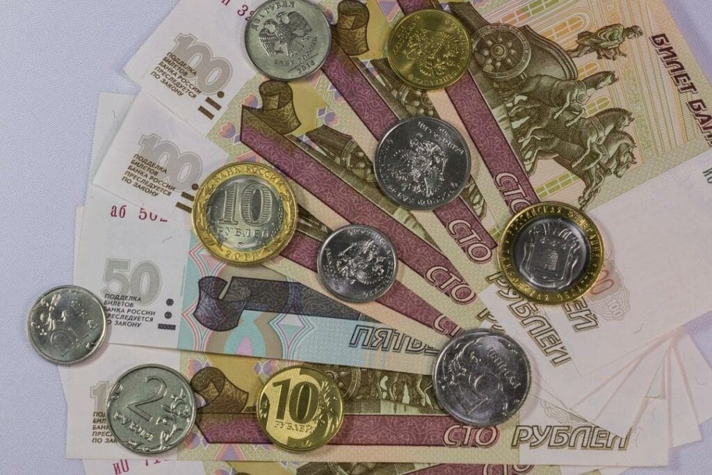 В России ожидают сохранения мягкой денежно-кредитной политики
