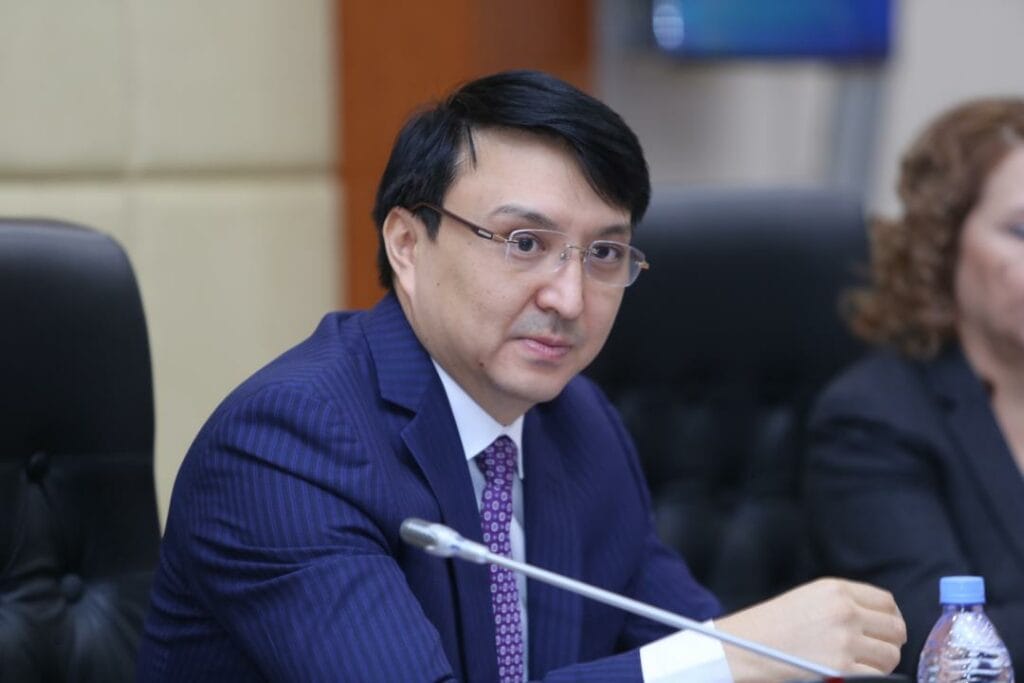 Депутата Альтаева лишили полномочий и исключили из Nur Otan