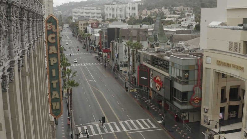 Лос-Анджелесте барлық тұрғындар үшін үй карантині енгізілді