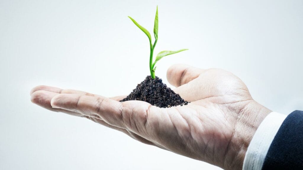 Алдағы бес жылда ШОБ-тың жалпы ішкі өнімдегі үлесі 35 пайызға жетеді – Руслан Дәленов