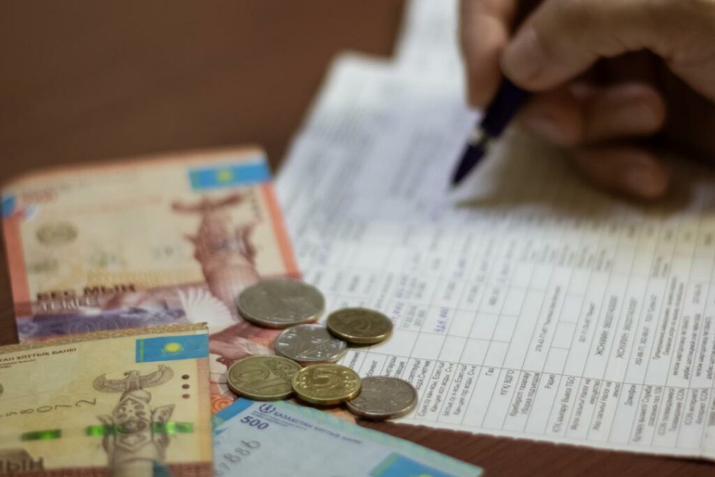 В Казахстане повысят пенсии на 7% с января 2021 года