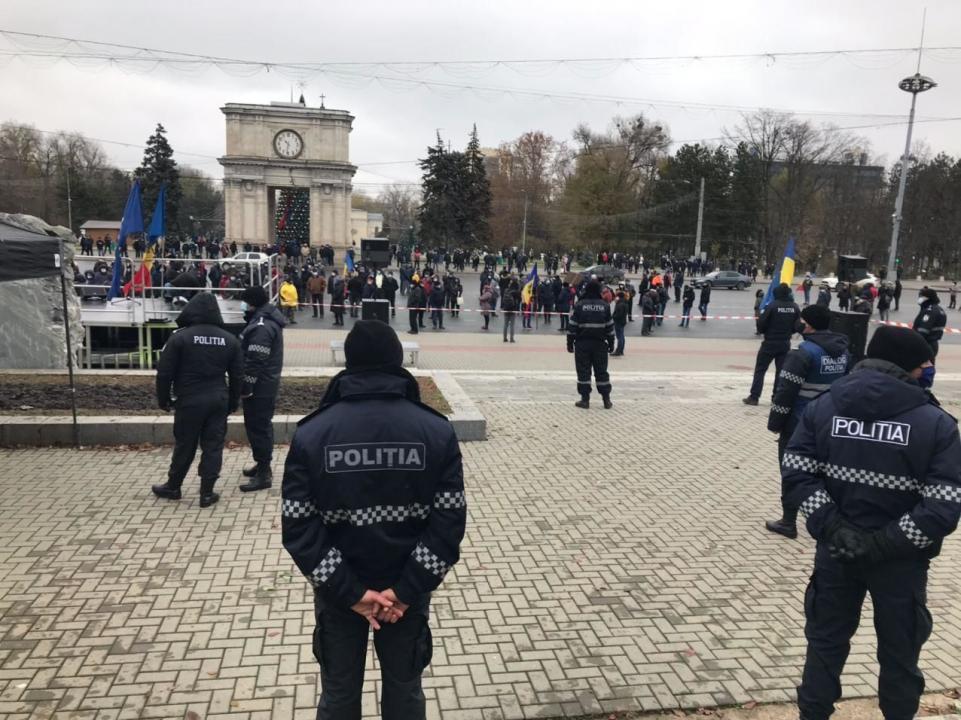 В центре Кишинева началась акция протеста