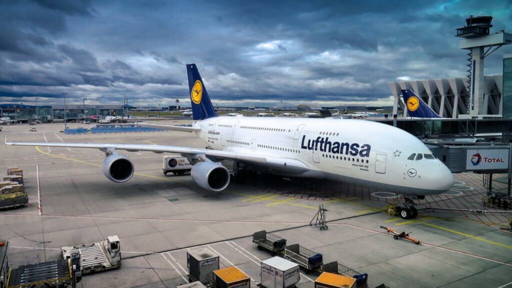 Lufthansa 30 мың қызметкерін жұмыстан қысқартпақ