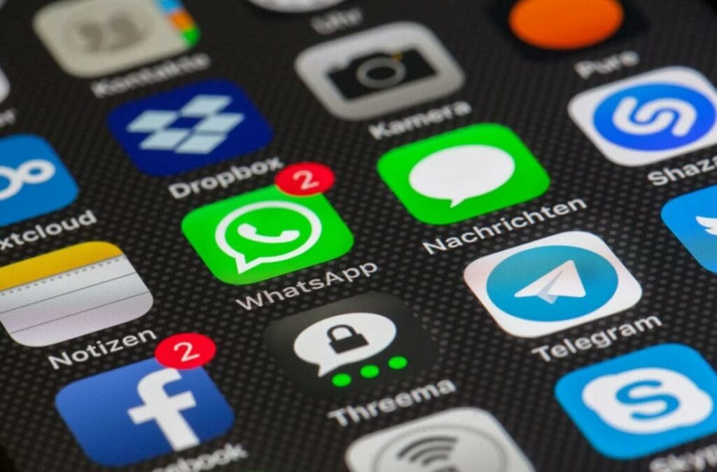 Пользователей WhatsApp попросили обновить операционную систему