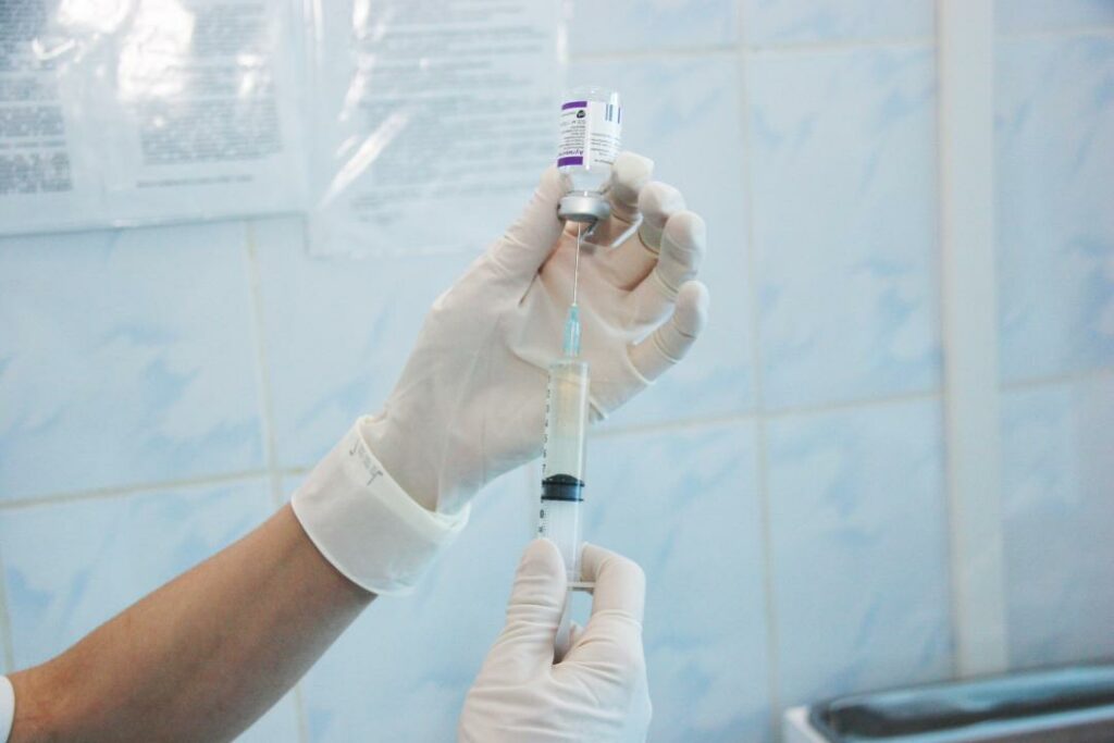 Вакцина от Pfizer появится в Казахстане