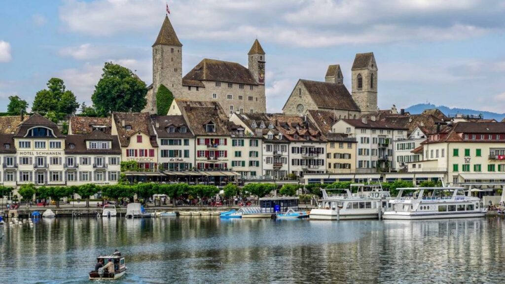 Photo: Susanne Jutzeler, suju-foto from Pixabay