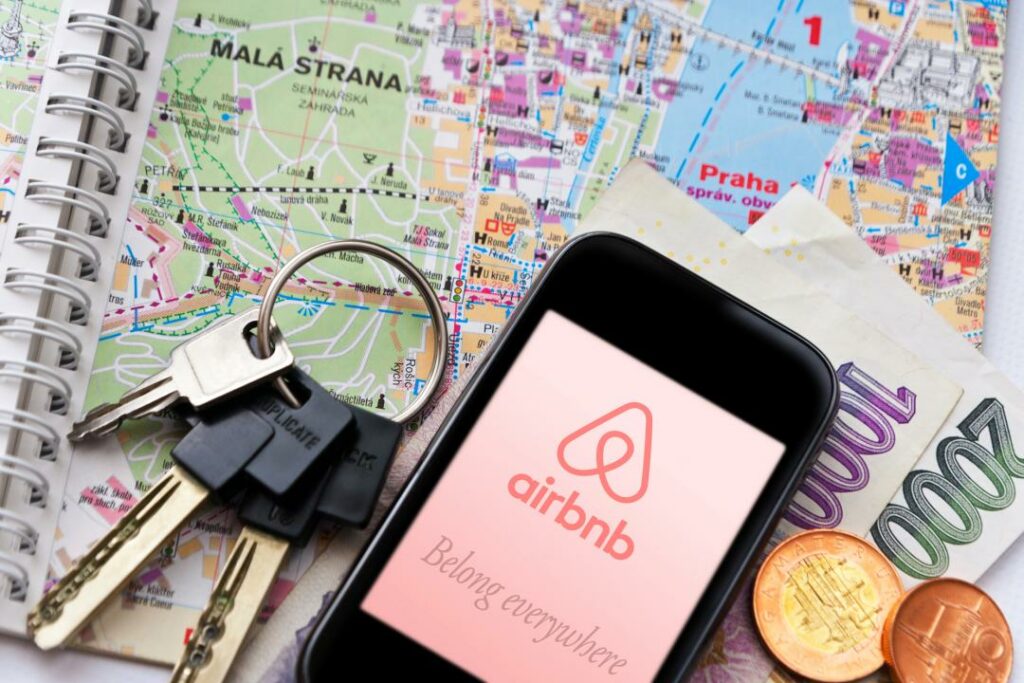Акции Airbnb выросли на 9%