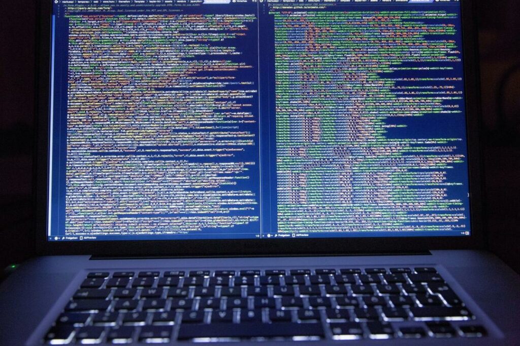 Хакер перенес госзакупки на 164 млрд тенге в Казахстане