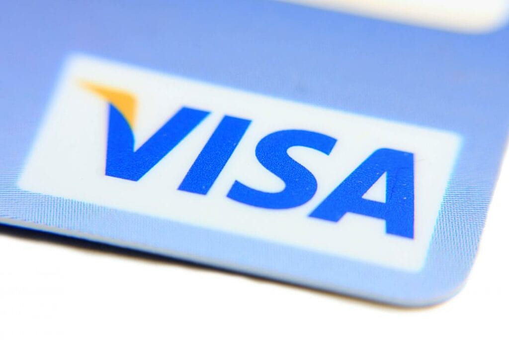 Visa отказалась покупать финтех Plaid из-за иска Минюста США