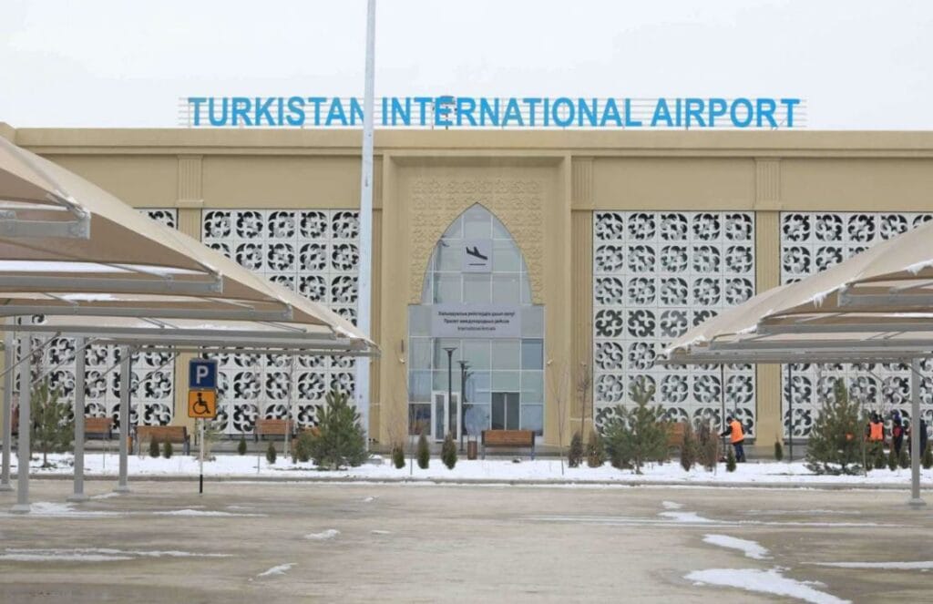 Первый международный регулярный рейс запущен из аэропорта Туркестана