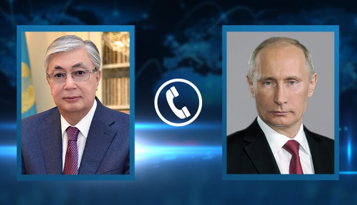Токаев и Путин обсудили поставки «Спутника V» в Казахстан
