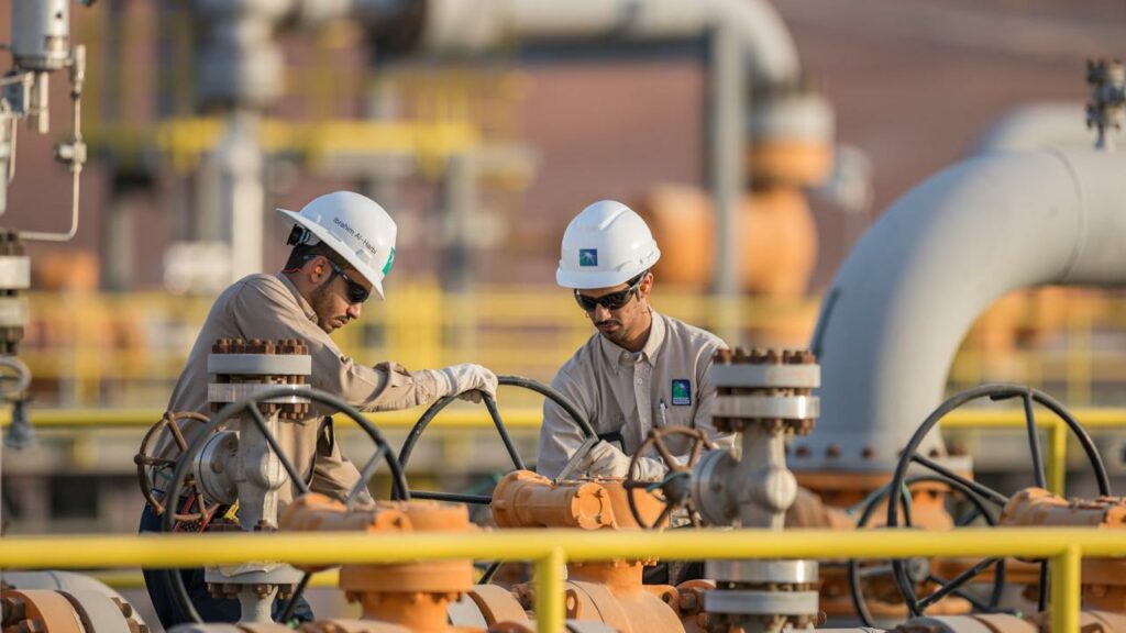 Саудовская Аравия повышает цены на майские поставки нефти для азиатских рынков