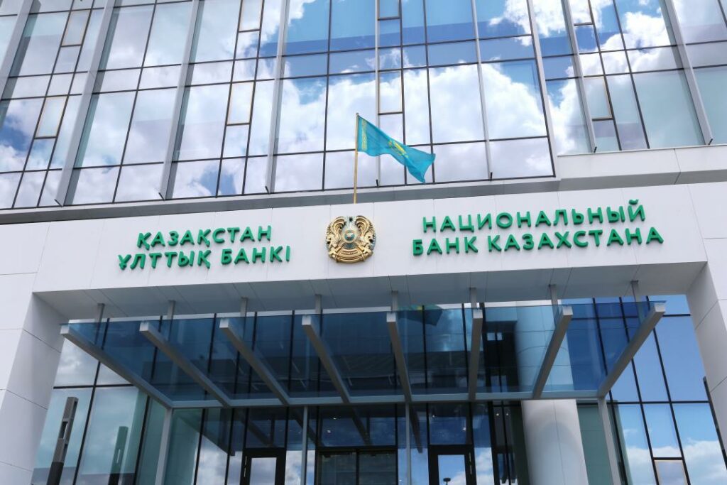 В Казахстане платежный баланс сложился с дефицитом в $6,3 млрд