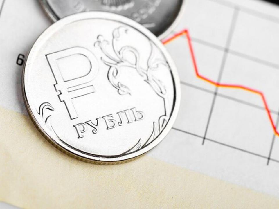 Курс рубля рухнул в ходе торгов на Московской бирже