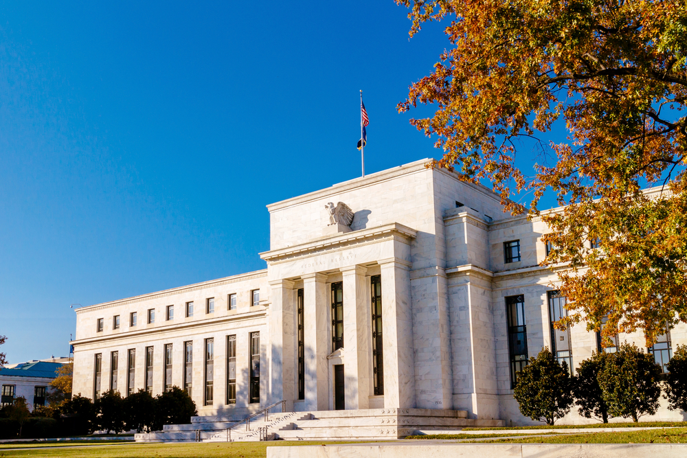 ФРС ожидает уверенного роста экономики США во второй половине 2021 года