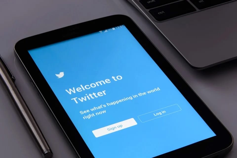 Пользователи Twitter столкнулись со сбоем в работе приложения