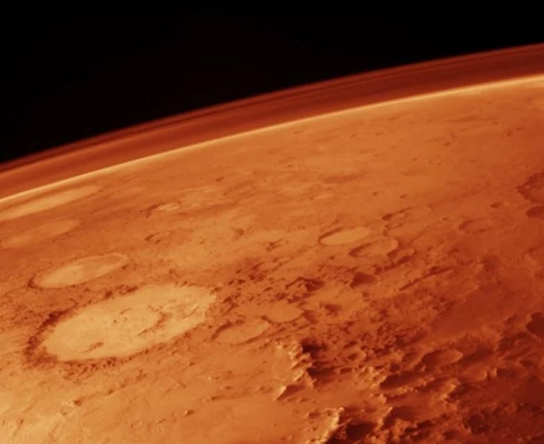 Вертолет-дрон NASA совершил первый полет на Марсе