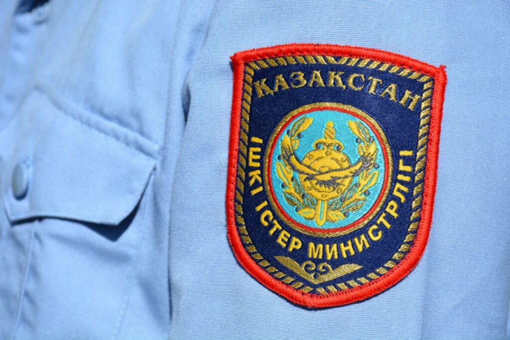 Иностранцам хотят ограничить возможность давать объявления в Казахстане