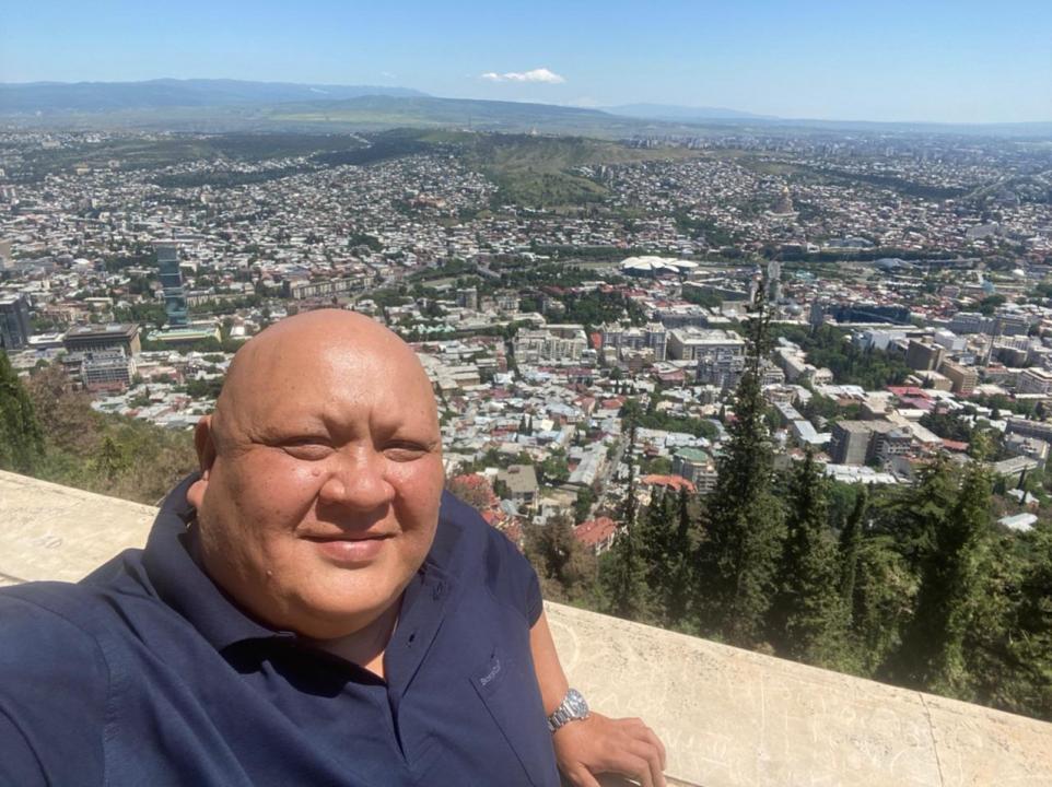 Фото с последних съемок Фархата Абдраимова