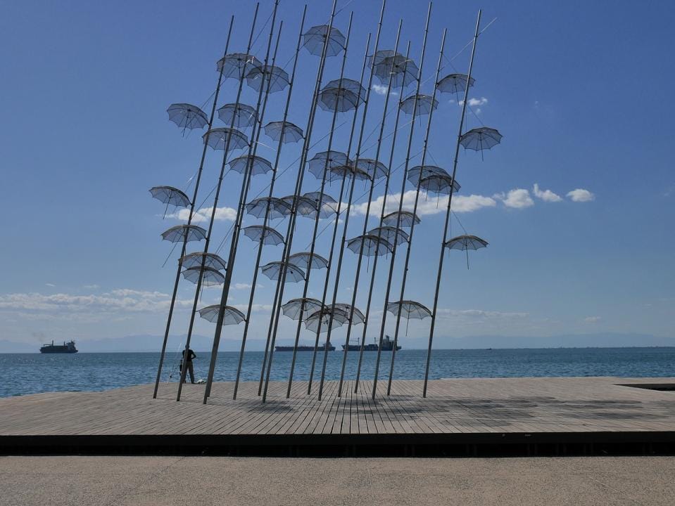 Грецияда коменданттық сағат тоқтатылды