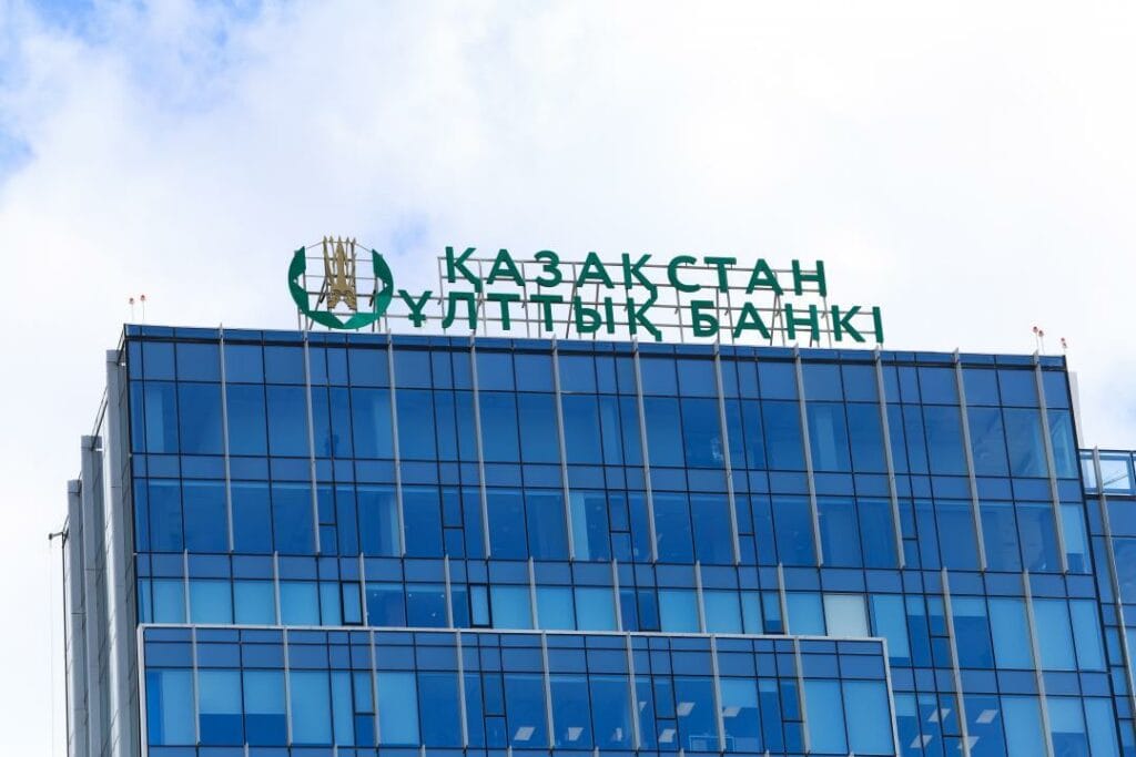 Kazakhstan Raises Base Rate to 9.25%
