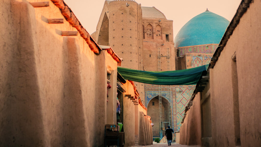 Фото: Современный Туркестан